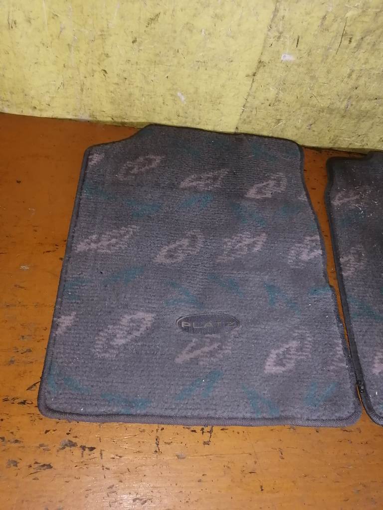 PLATZ NCP12 КОВРИКИ Toyota Platz 1