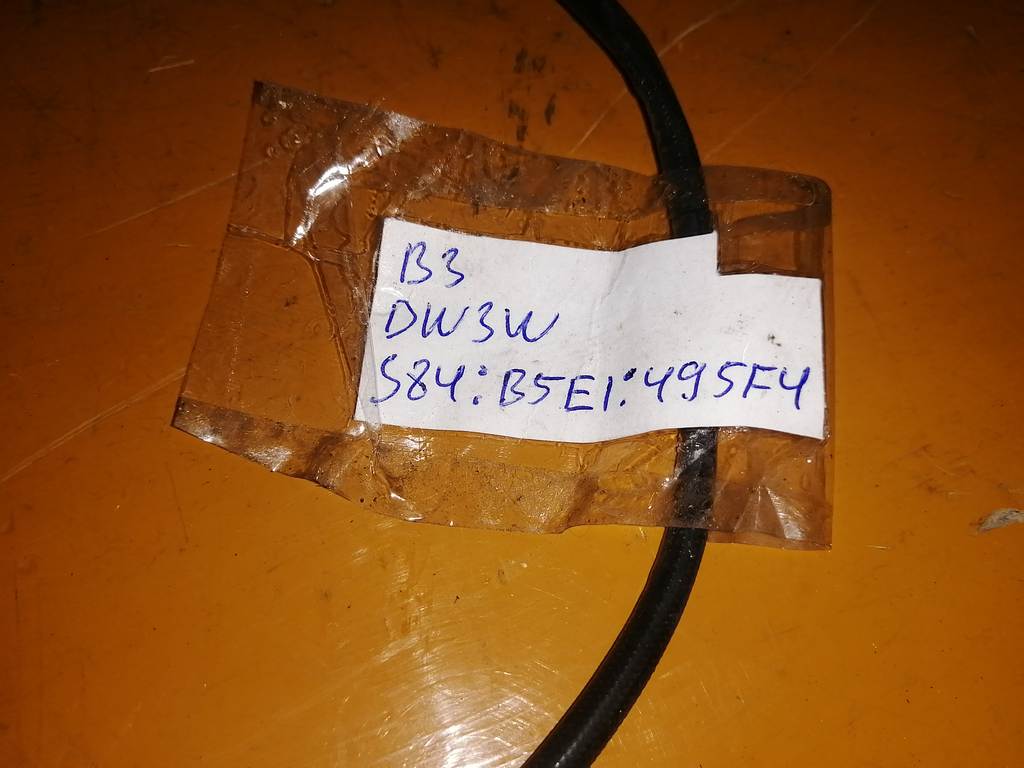 B3 ЛЯМБДА-ЗОНД S84:B5E1:495F4 Mazda Demio 1