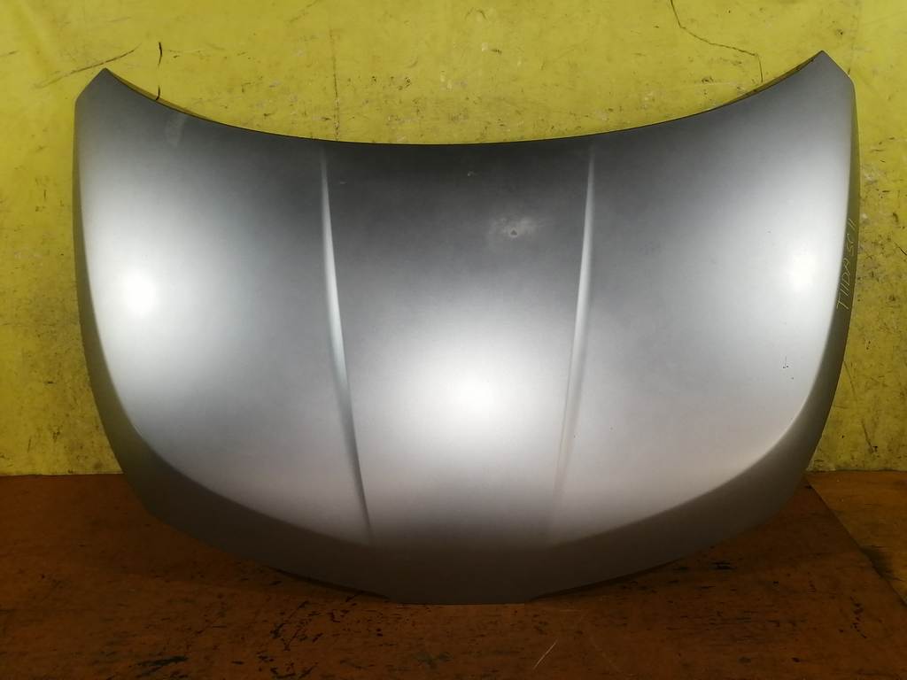 капот Nissan Tiida Latio 0