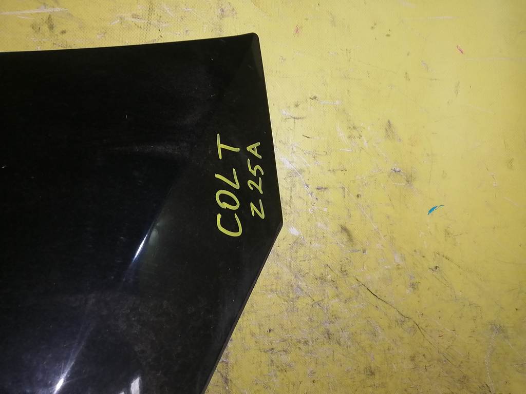 COLT Z25A КАПОТ С РЕШЕТКОЙ Mitsubishi Colt 1