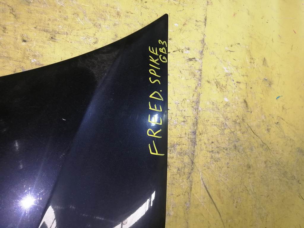 FREED SPIKE GB3 КАПОТ Honda Freed Spike 1