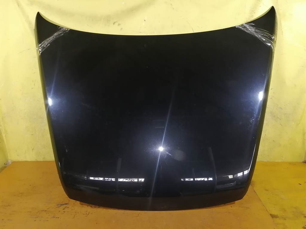 капот Volkswagen Touareg 0