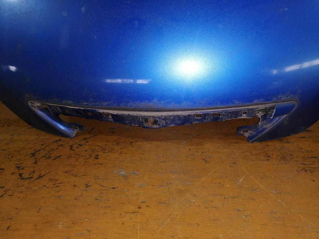 капот Mazda Demio 3