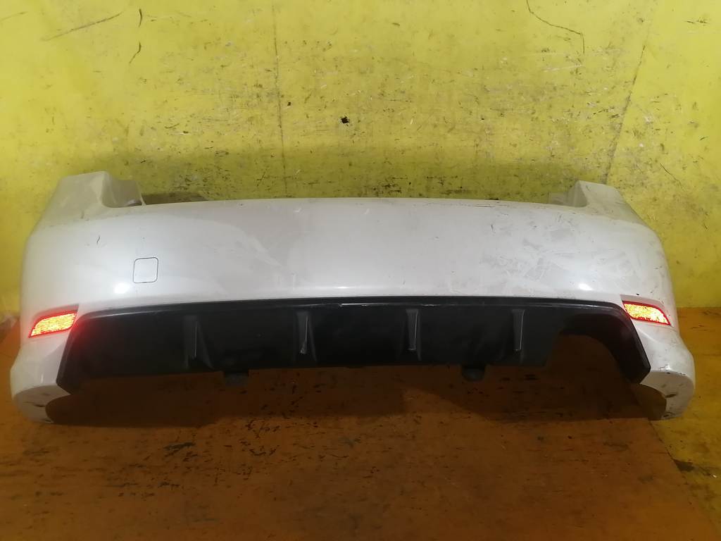 бампер Subaru Impreza 0