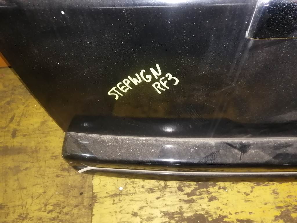 STEPWGN RF3 ДВЕРЬ 5-Я, обвес Honda Stepwgn 1