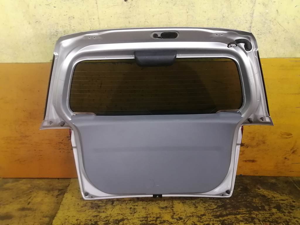 DEMIO DY3W ДВЕРЬ 5-Я Mazda Demio 4