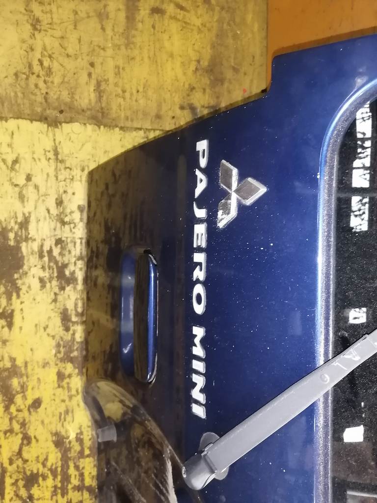 PAJERO MINI H58A ДВЕРЬ 5-Я Mitsubishi Pajero Mini 1