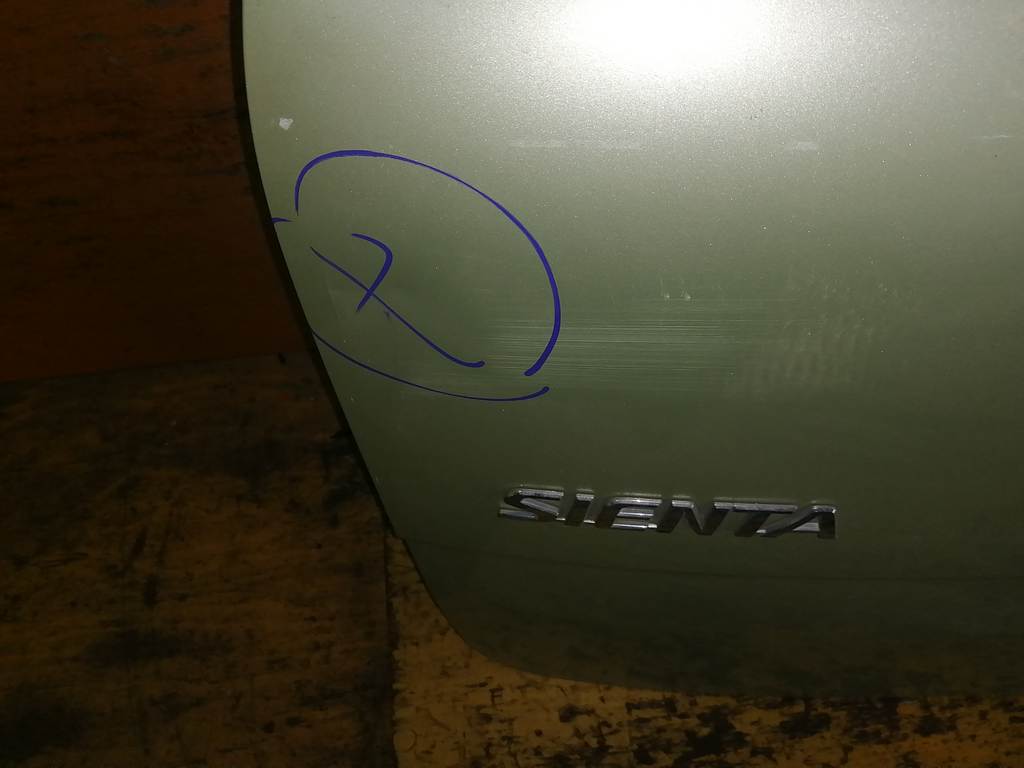 SIENTA NCP81G ДВЕРЬ 5-Я Toyota Sienta 1