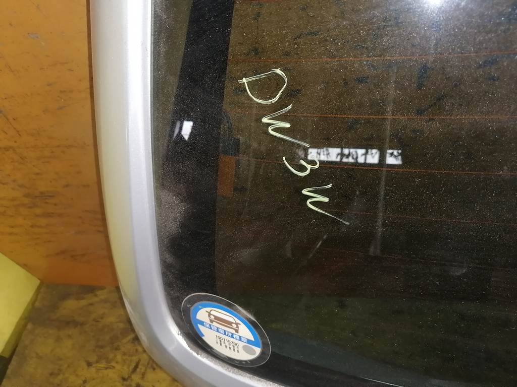 DEMIO DW3W ДВЕРЬ 5-Я Mazda Demio 1