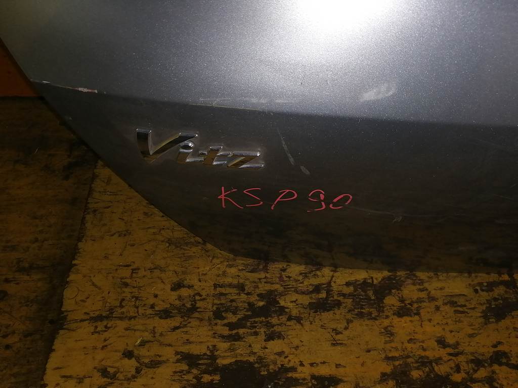 VITZ KSP90 ДВЕРЬ 5-Я Toyota Vitz 1
