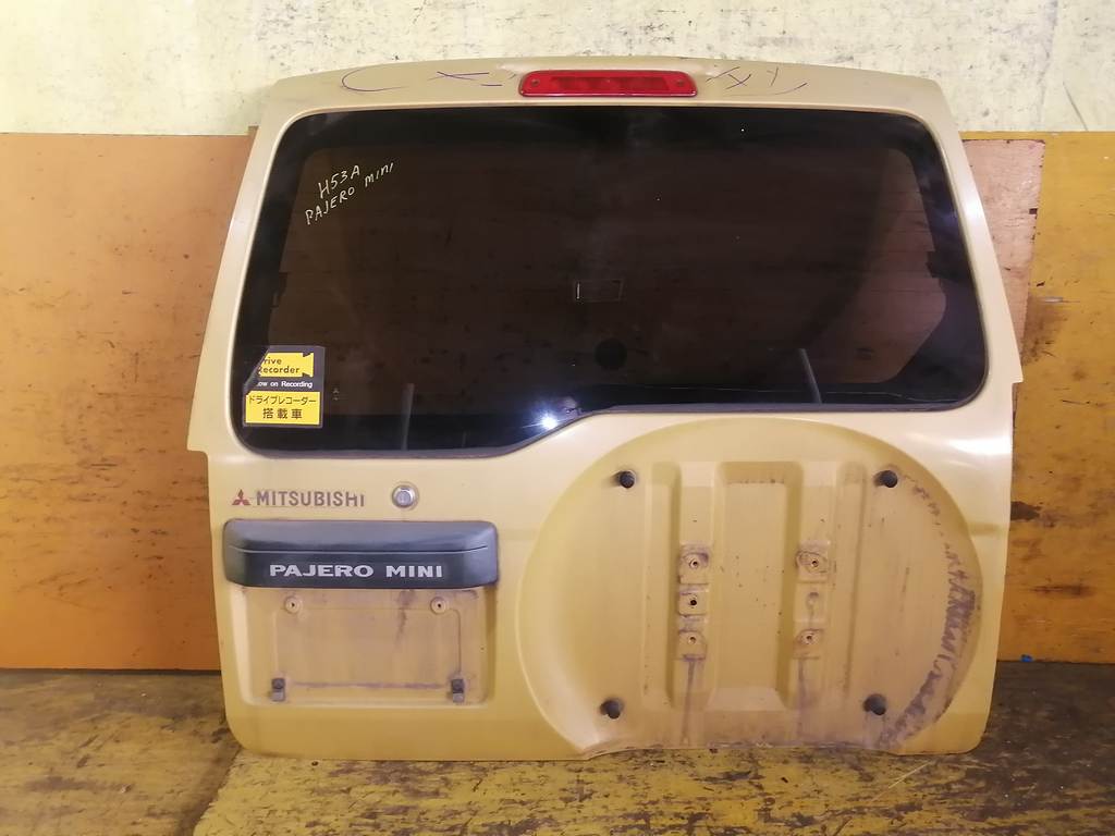 дверь 5-я Mitsubishi Pajero Mini 0