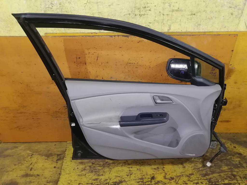 дверь Honda Insight 3