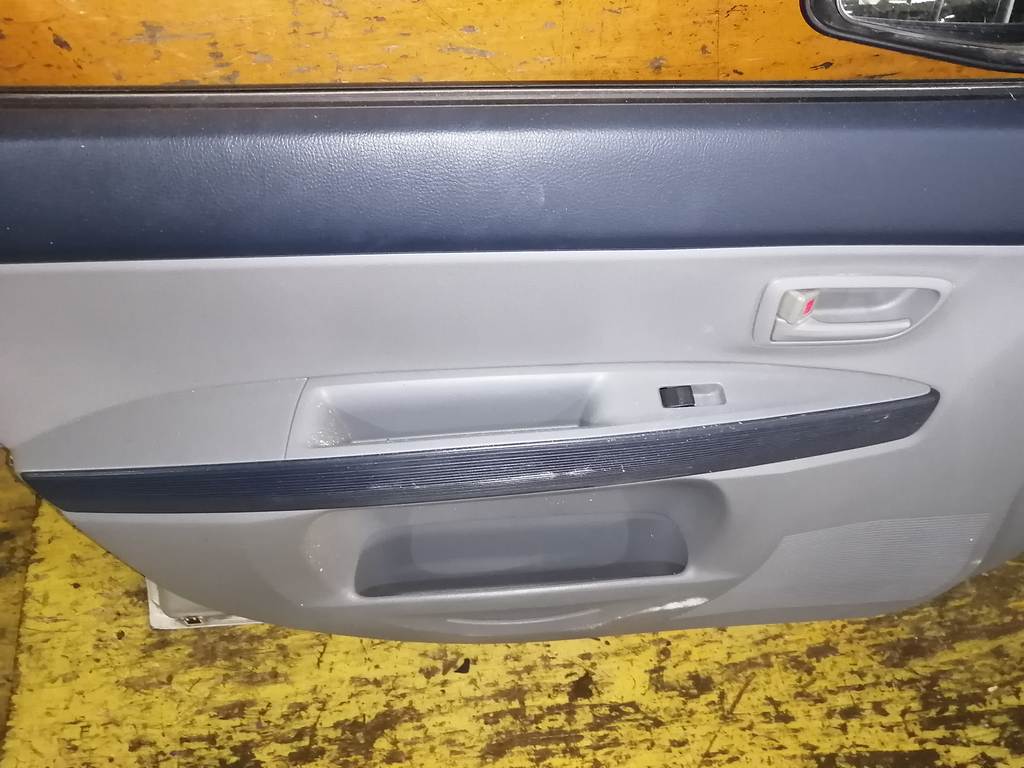 Кузов Mazda Demio 5