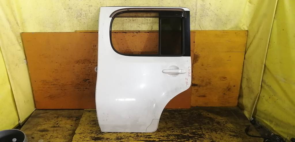дверь Nissan Cube 0