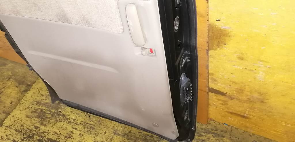 STEPWGN RF3 ДВЕРЬ ЗАДНЯЯ ЛЕВАЯ Honda Stepwgn 7