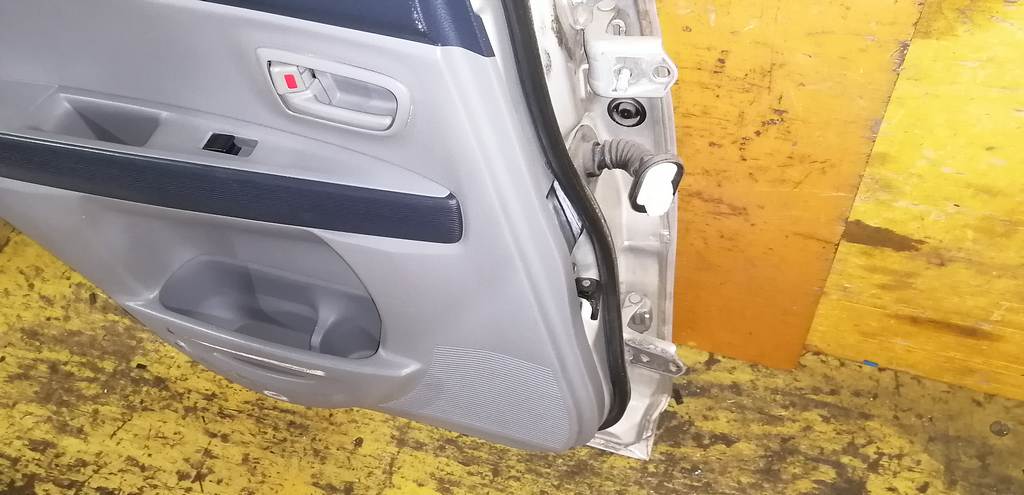 Кузов Mazda Demio 5