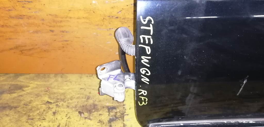 STEPWGN RF3 ДВЕРЬ ПЕРЕДНЯЯ ЛЕВАЯ Honda Stepwgn 1