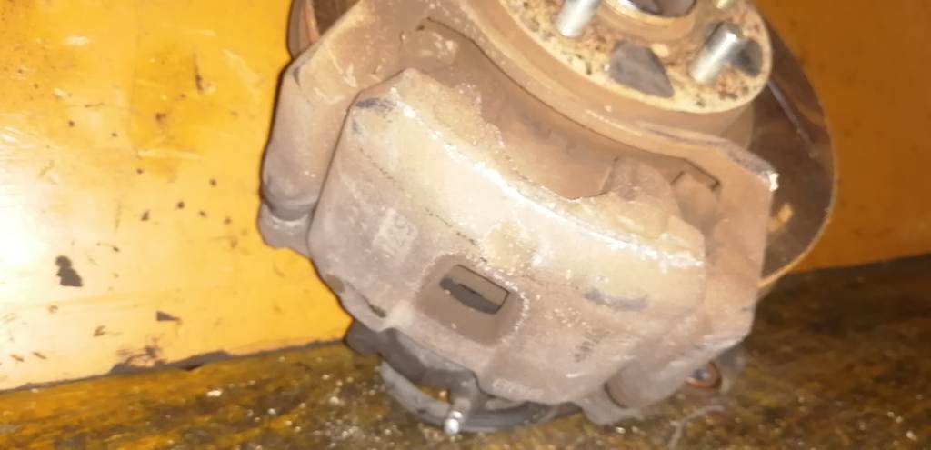 IMPREZA GD2 СТУПИЦА ПЕРЕДНЯЯ ЛЕВАЯ ABS Subaru Impreza 1