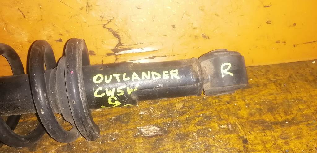 OUTLANDER CW5W СТОЙКА ЗАДНЯЯ Mitsubishi Outlander 1