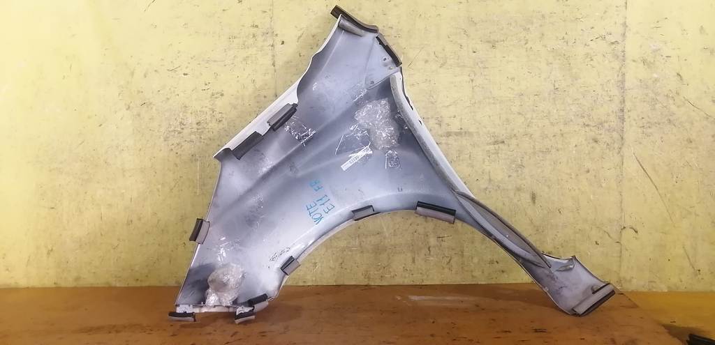 NOTE E11 КРЫЛО ПЕРЕДНЕЕ ПРАВОЕ Nissan Note 4
