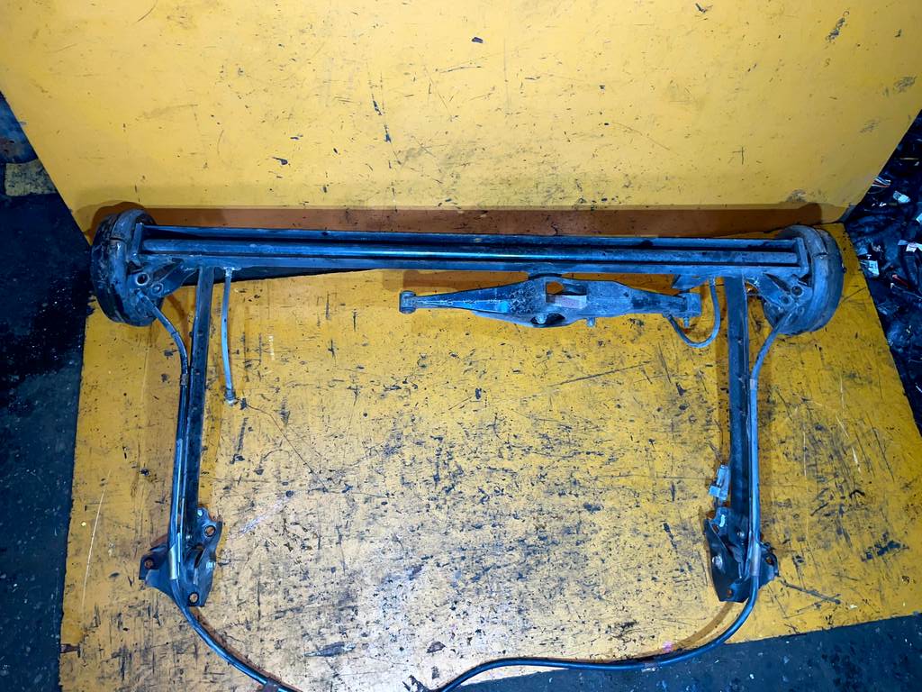 SUNNY FB15 БАЛКА ЗАДНЯЯ В СБОРЕ ABS Nissan Sunny 7
