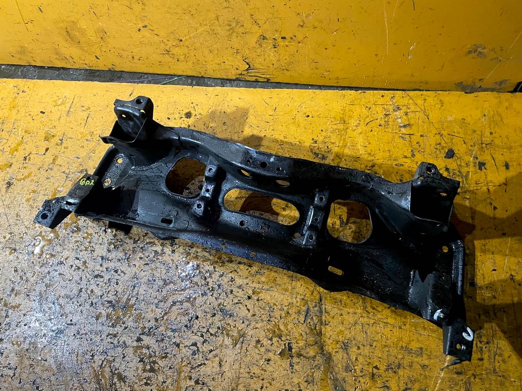 балка Subaru Impreza 0