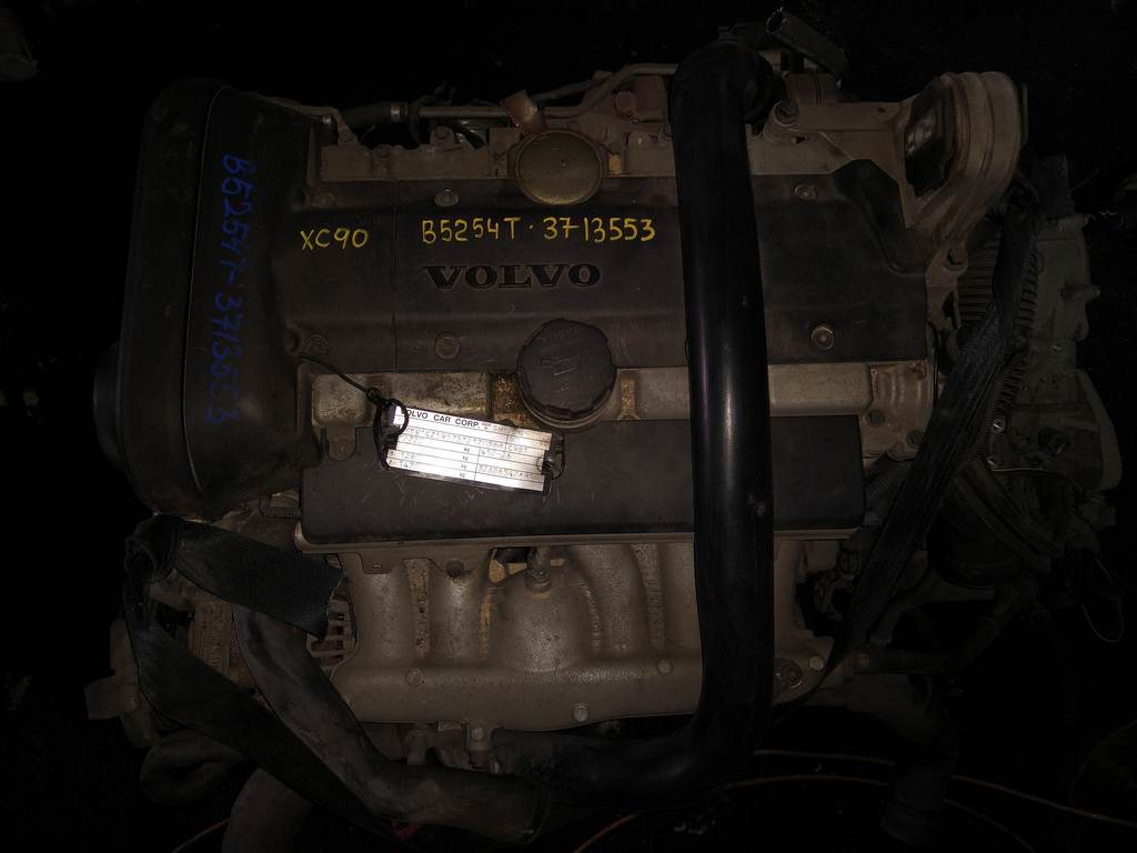 двигатель Volvo XC90 0