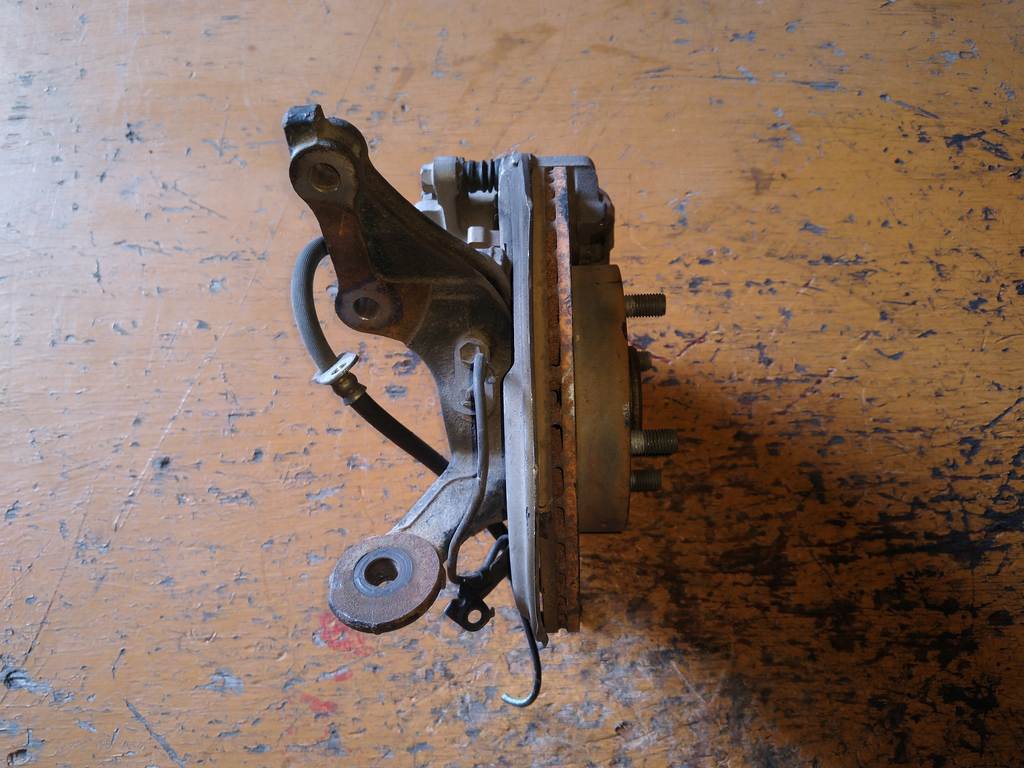 STELLA RN1 СТУПИЦА ПЕРЕДНЯЯ ПРАВАЯ ABS Subaru Stella 1