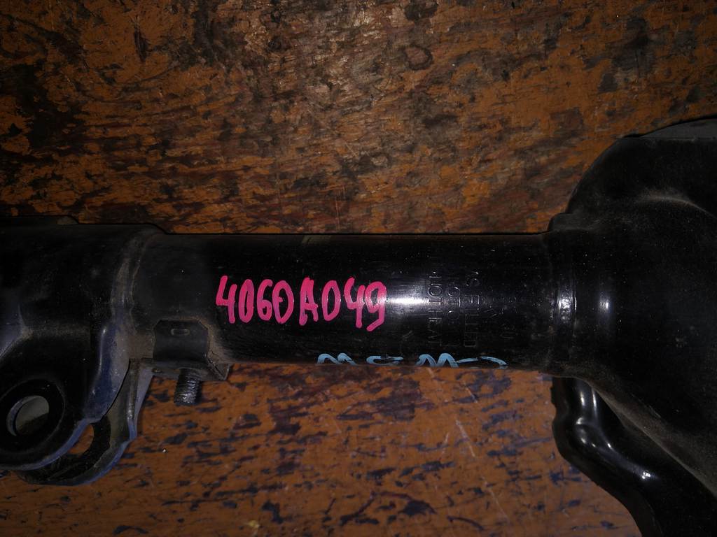 OUTLANDER CW5W СТОЙКА ПЕРЕДНЯЯ ЛЕВАЯ 4060A049 Mitsubishi Outlander 1