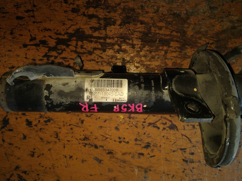 AXELA BK5P СТОЙКА ПЕРЕДНЯЯ ПРАВАЯ 6N61-18045-BAD Mazda Axela 1