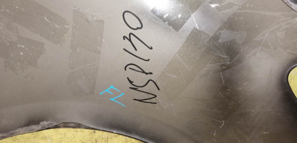 Кузов Toyota Vitz 2