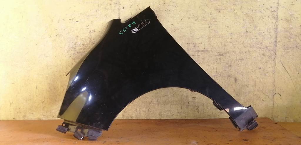 крыло Suzuki Solio 0