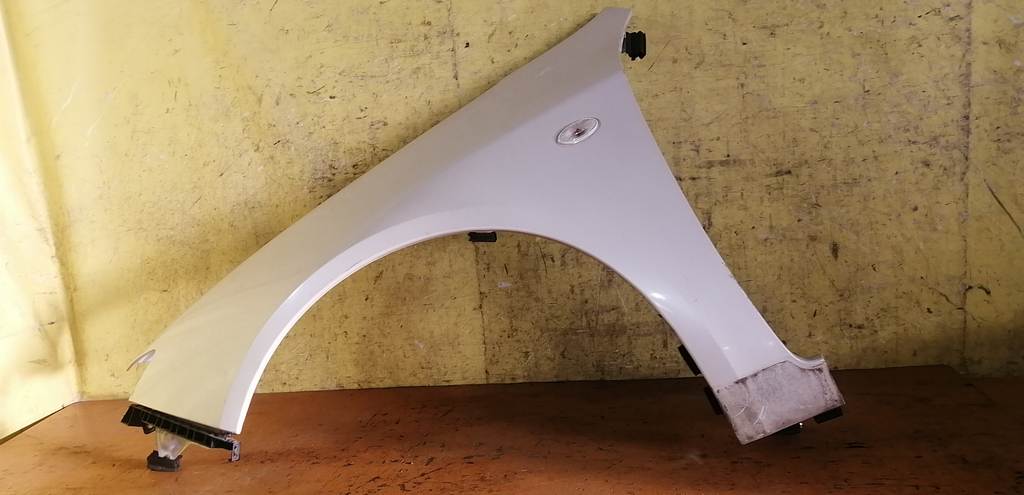 крыло Subaru Impreza 0