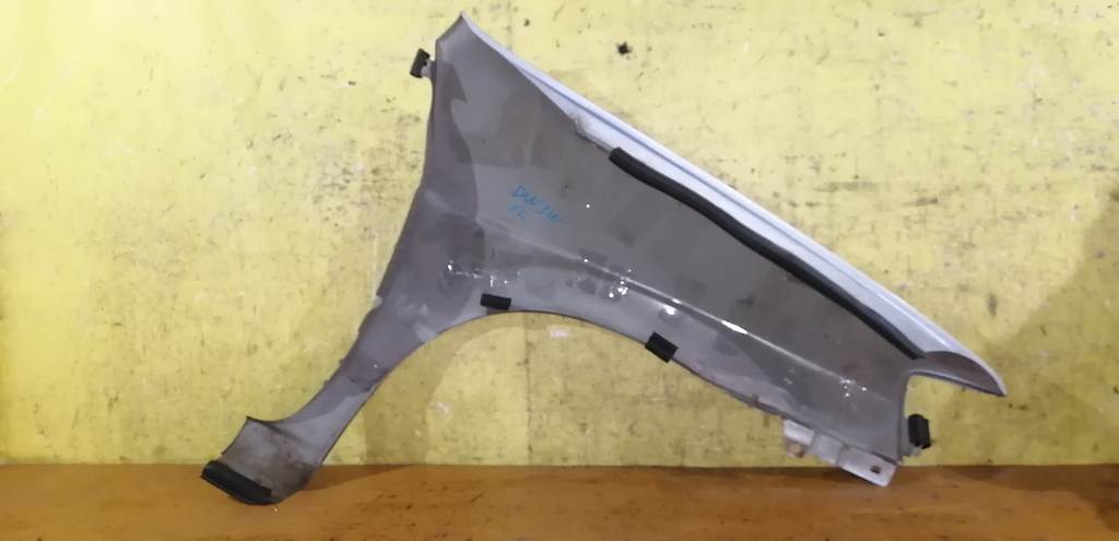 крыло Mazda Demio 3