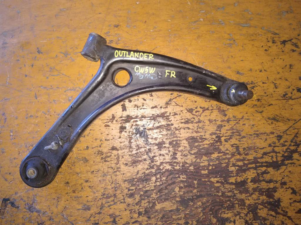 рычаг Mitsubishi Outlander 0