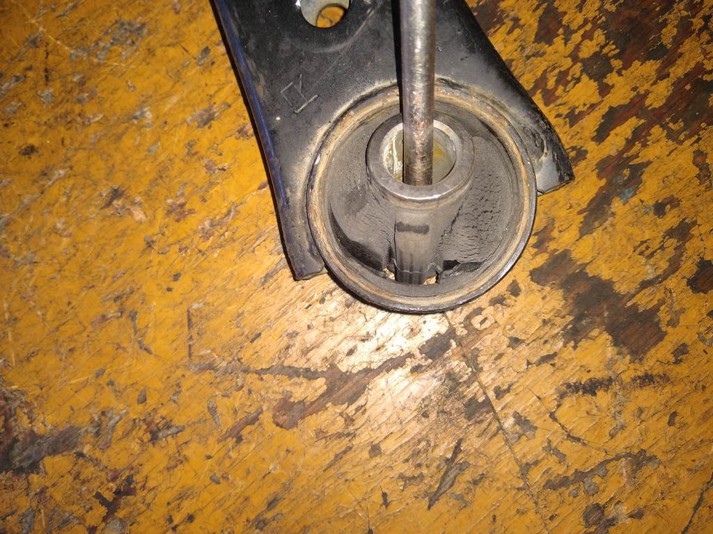 IMPREZA GH2 РЫЧАГ ПЕРЕДНИЙ ПРАВЫЙ, с шаровой Subaru Impreza 1