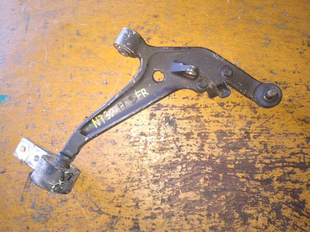 рычаг Nissan X-Trail 0