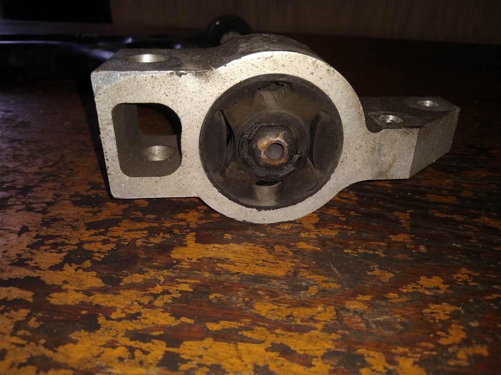 GOLF 1KCBZ РЫЧАГ ПЕРЕДНИЙ ЛЕВЫЙ Volkswagen Golf 1