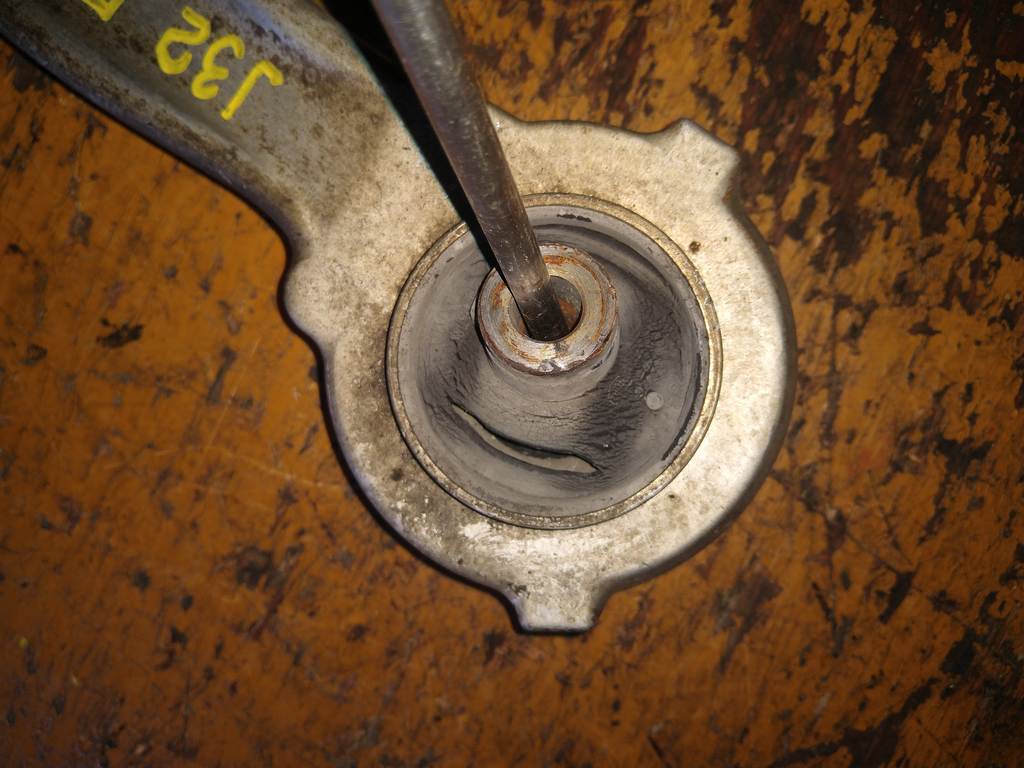 TEANA J32 РЫЧАГ ПЕРЕДНИЙ ПРАВЫЙ Nissan Teana 1