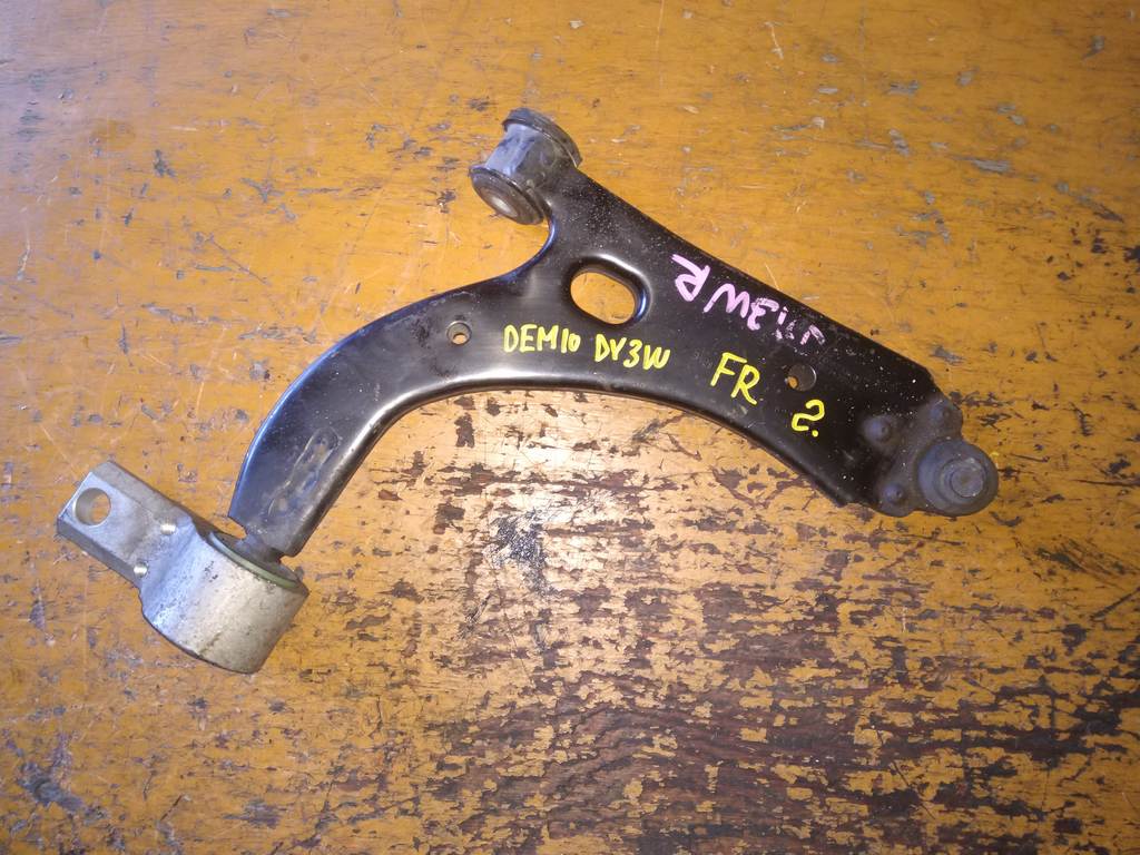 рычаг Mazda Demio 0
