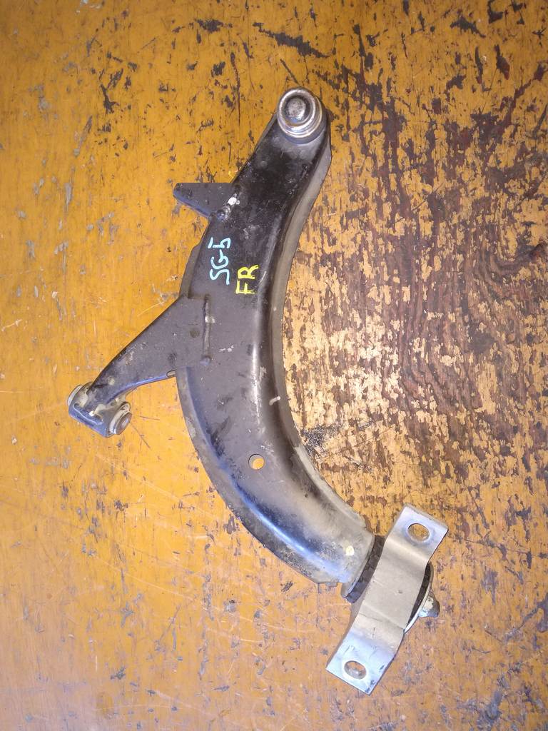 рычаг Subaru Forester 0