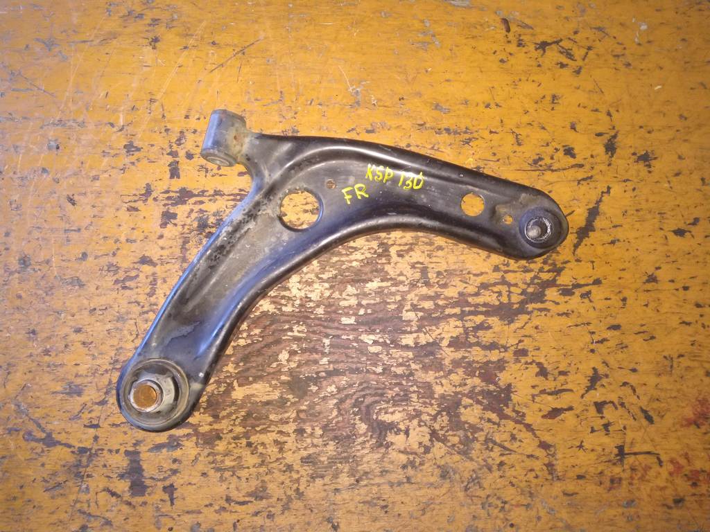 рычаг Toyota Vitz 0