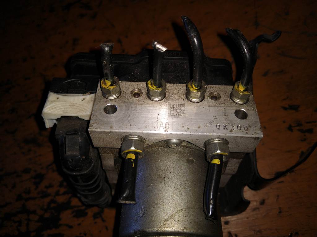 FIT GP1 БЛОК ABS H3A0T190447 Honda Fit 1