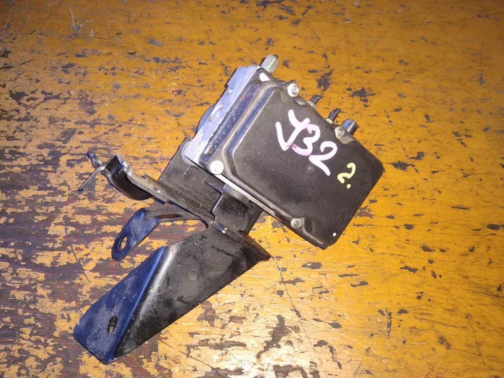 блок abs Nissan Teana 0