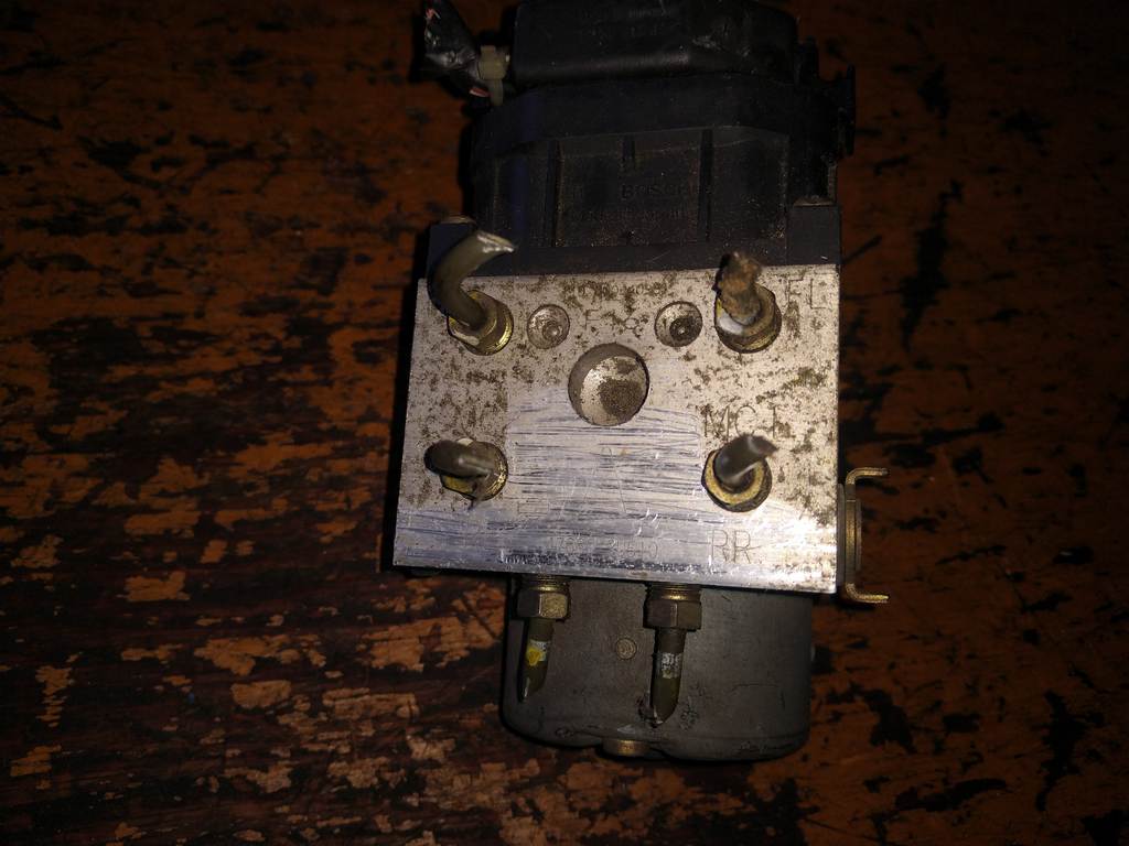 CUBE AZ10 БЛОК ABS 47660-2U510 Nissan Cube 1