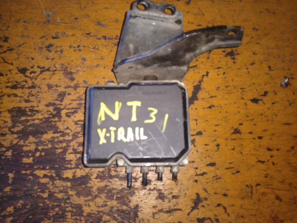 блок abs Nissan X-Trail 0