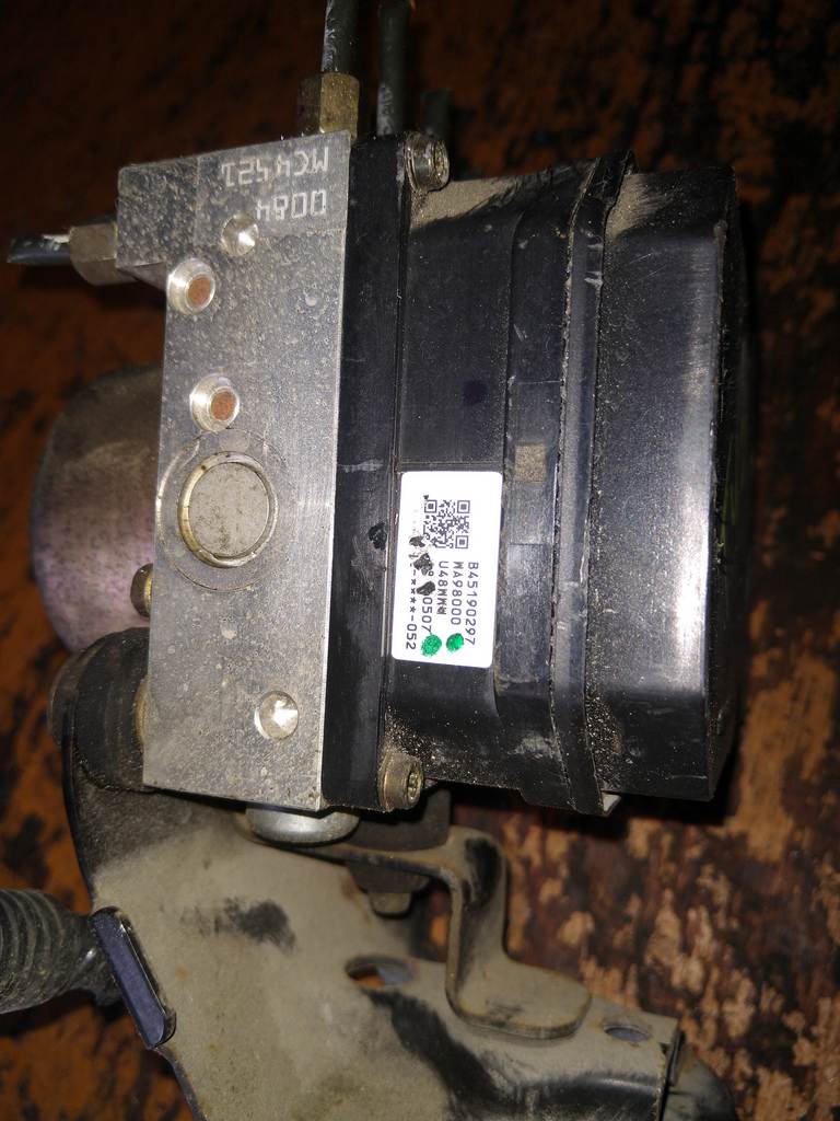 PRESAGE TU31 БЛОК ABS 47660-CN000 Nissan Presage 1