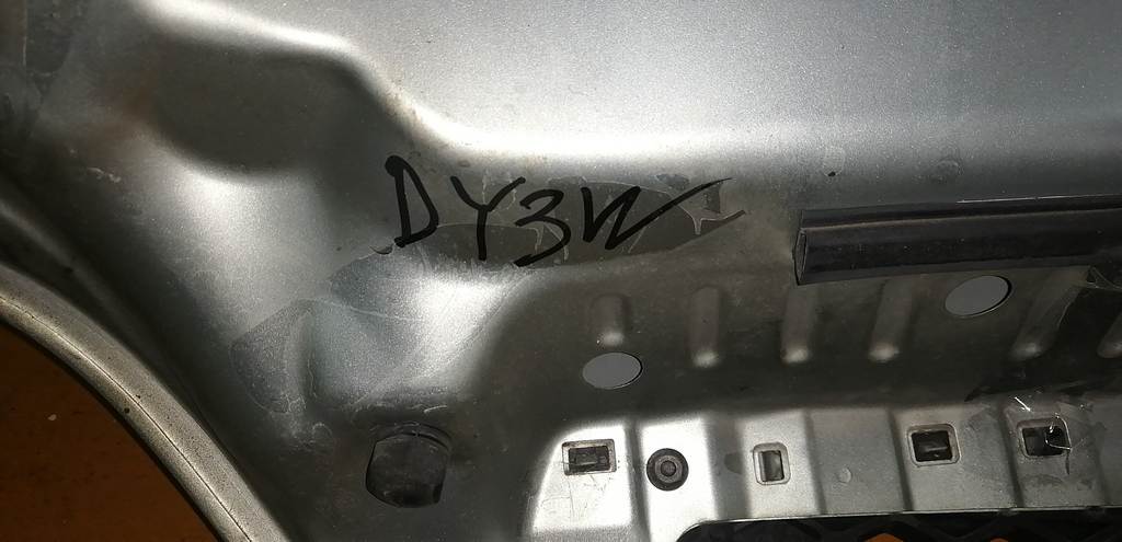 Кузов Mazda Demio 2