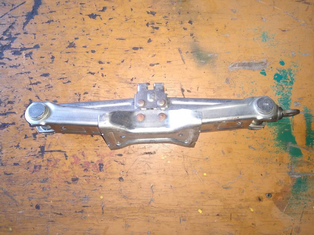 NISSAN ДОМКРАТ 1200 kg -6 Nissan  1