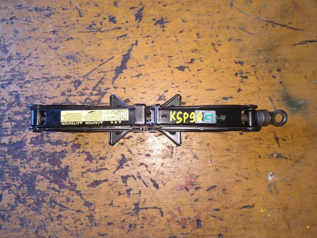 домкрат Toyota Vitz 0